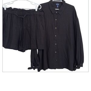 Scoop 2 piece set- shorts/long sleeve button down Women’s Size 20 - linen Blend